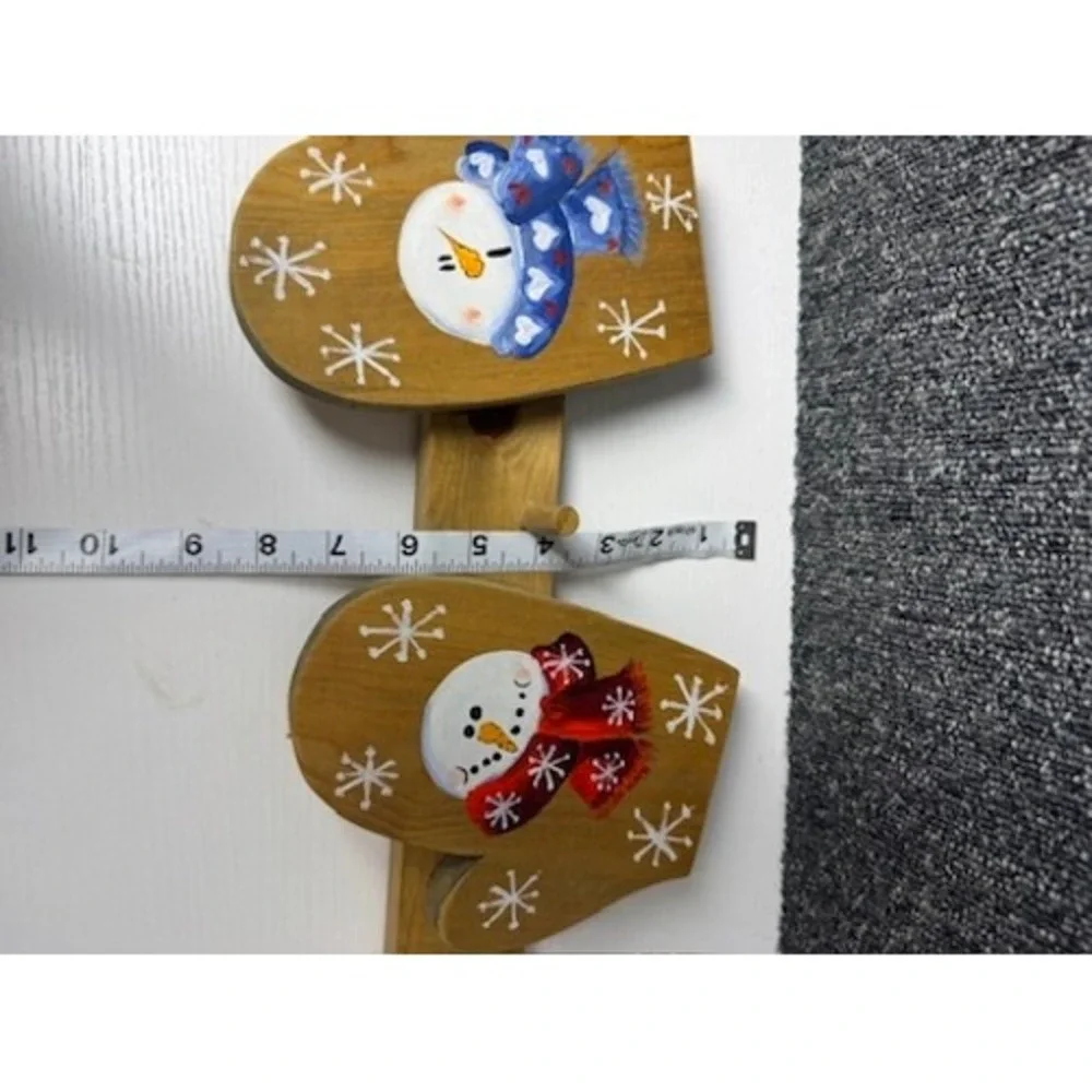 Snowman Mitten Wooden Wall Peg Rack Winter Decor Stocking Holder 90s Christmas
